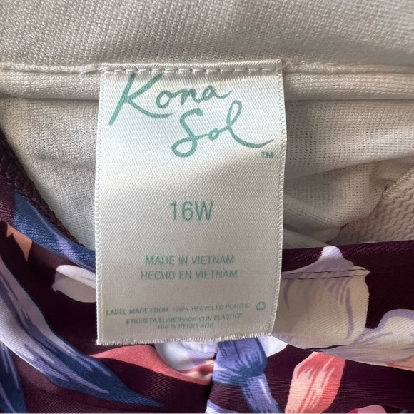 2/$30 Kona Sol one piece floral ruffle swimsuit with side ruching SZ 16W plus - Picture 12 of 14